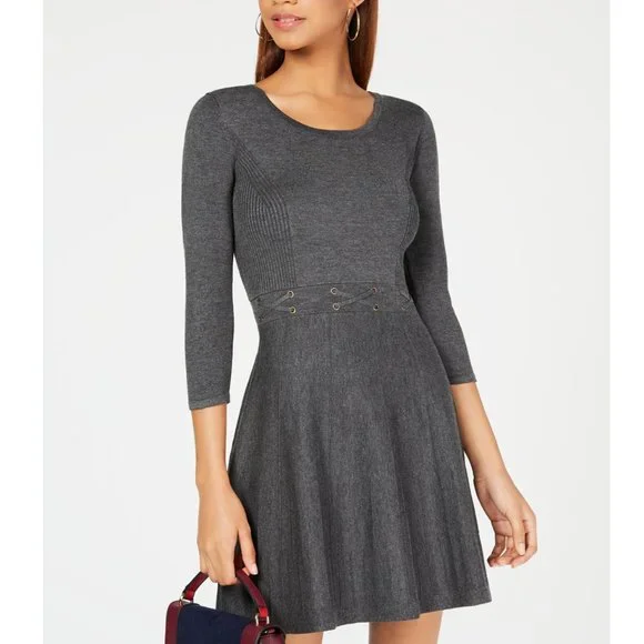 A byer deals dresses juniors